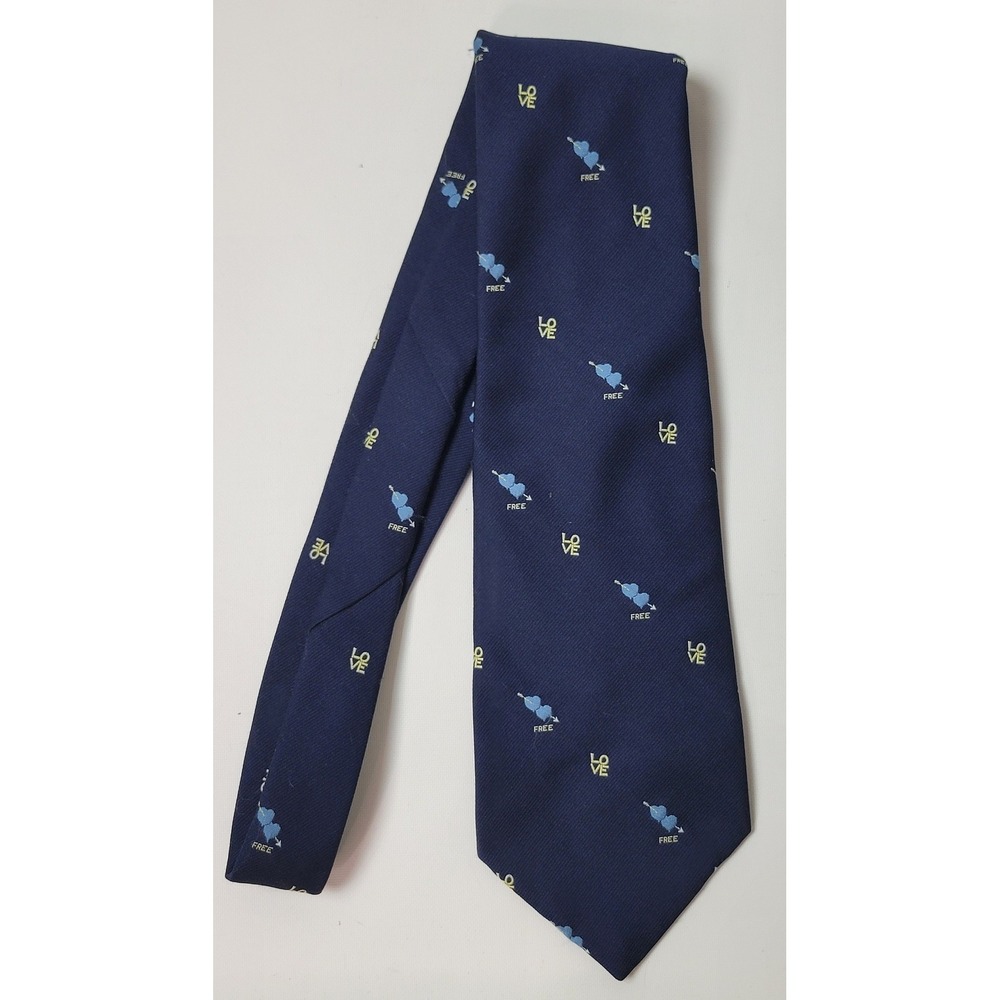 Vintage JCPenney‎ Mens Navy Blue Novelty Free Love Heart Arrow Tie 4.25"